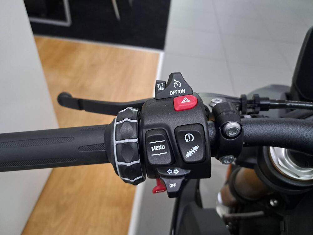 Bmw S 1000 R (2025 - 26) (6)