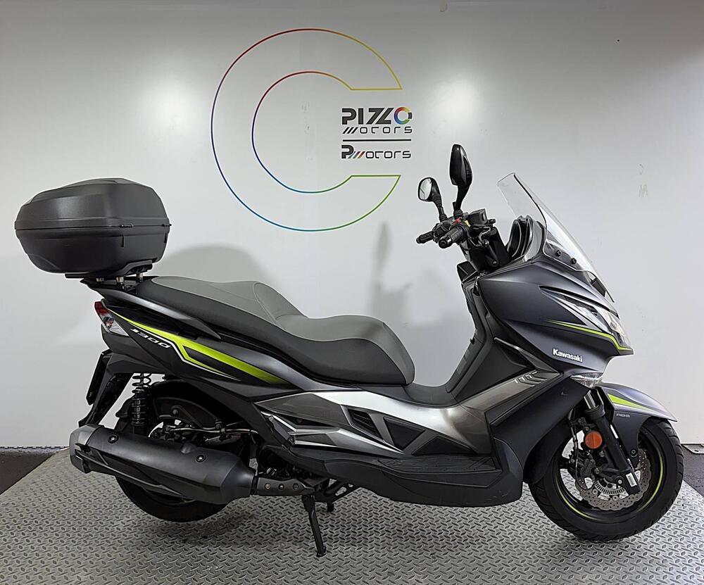 Kawasaki J 300 SE (2017 - 18)