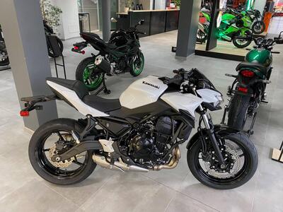 Kawasaki Z 650 (2025 - 26) nuova