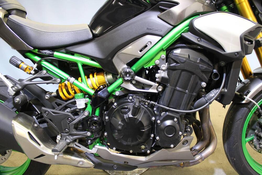 Kawasaki Z 900 SE (2025 - 26) (8)