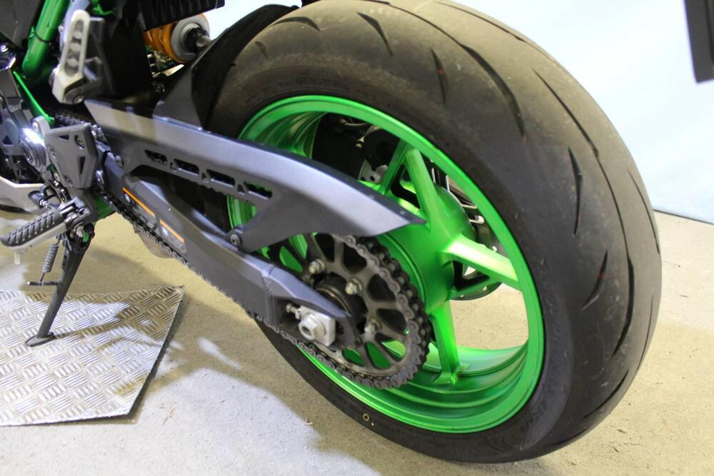 Kawasaki Z 900 SE (2025 - 26) (14)