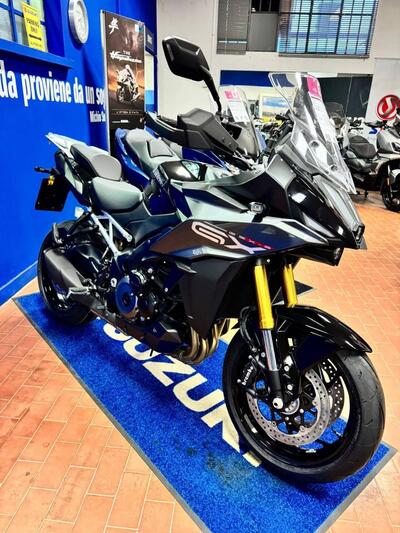 Suzuki GSX-S1000GX (2024 - 25) nuova