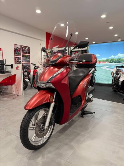 Honda SH 350 (2021 - 24) usata