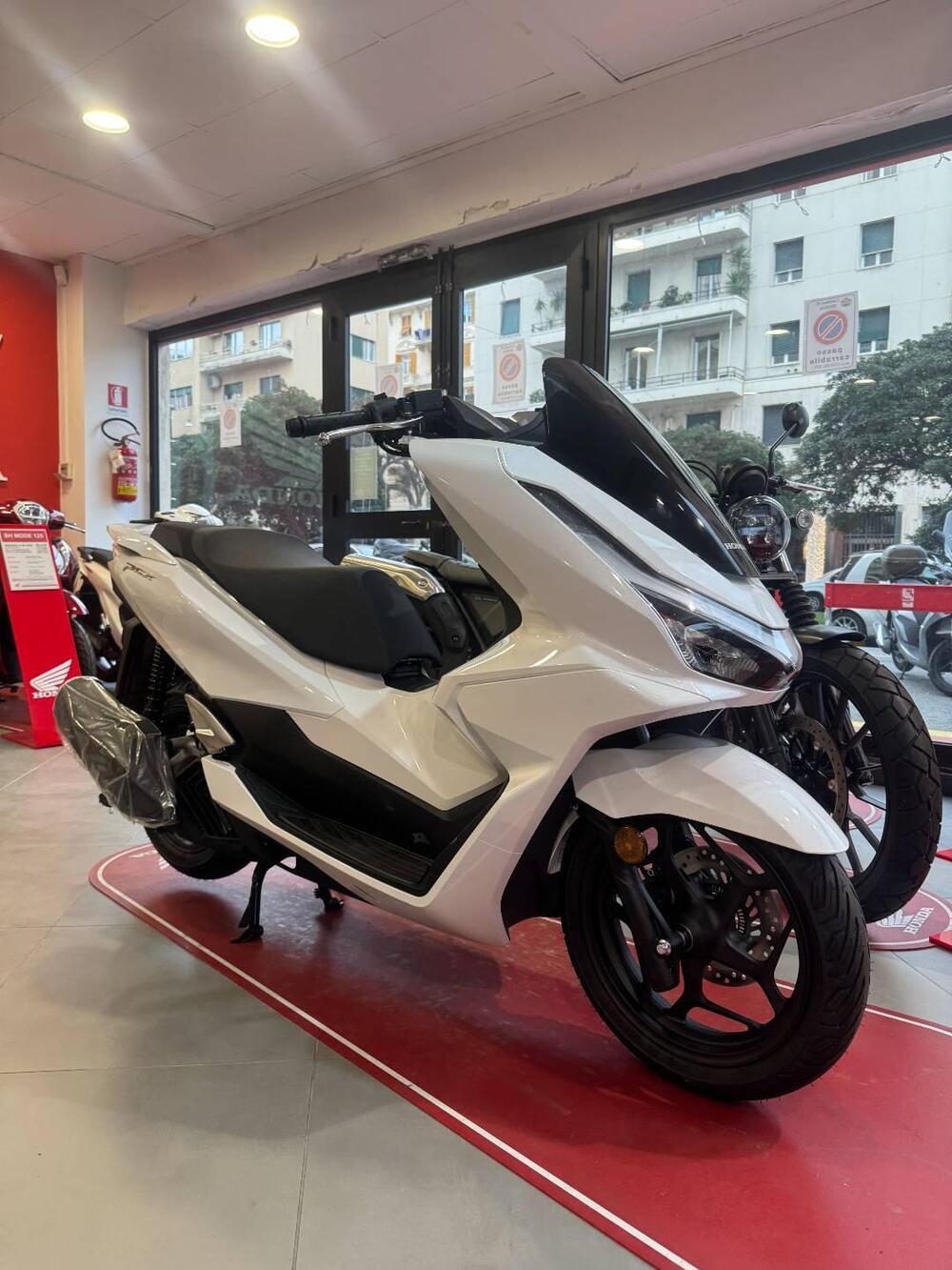 Honda PCX 125 (2025 - 26)