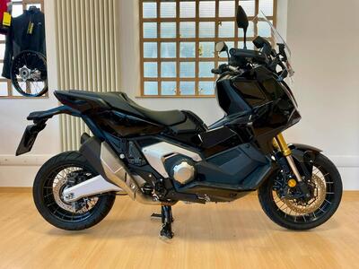 Honda X-ADV 750 (2025) usata
