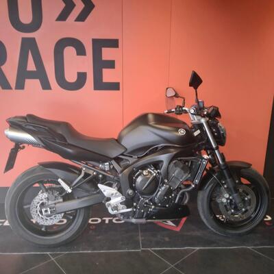 Yamaha FZ6 (2004 - 07) usata