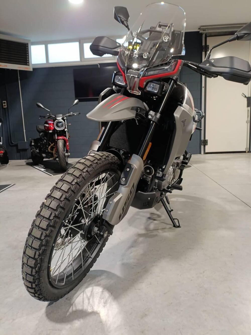 Moto Morini Allthrike 450 (2025 - 26) (4)