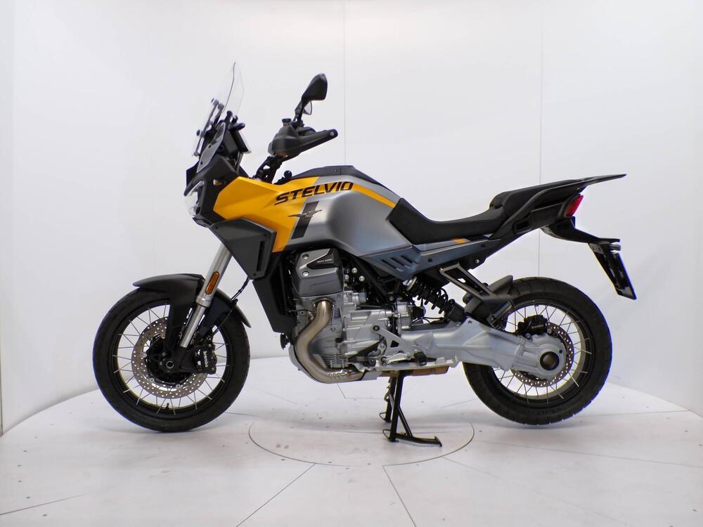 Moto Guzzi Stelvio PFF (2024 - 26) (4)