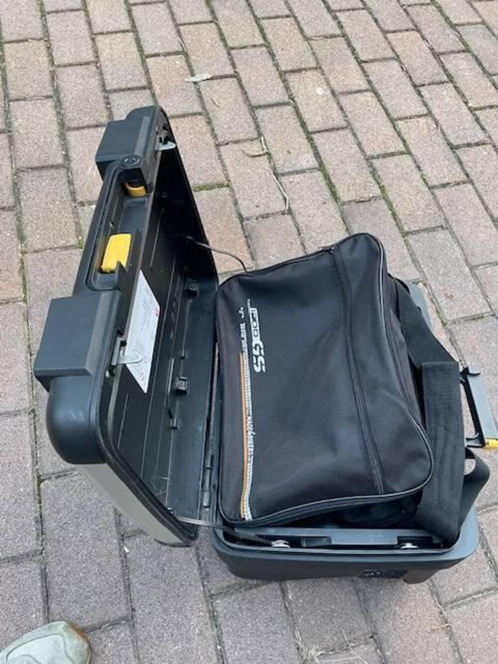 set 3 valige vario BMW R1200 - 1250 GS (scarico a (4)