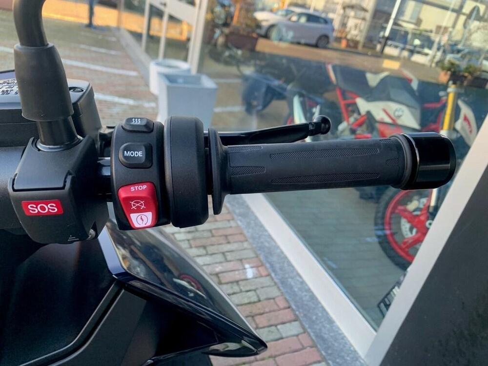 Bmw CE 04 (2021 - 25) (8)