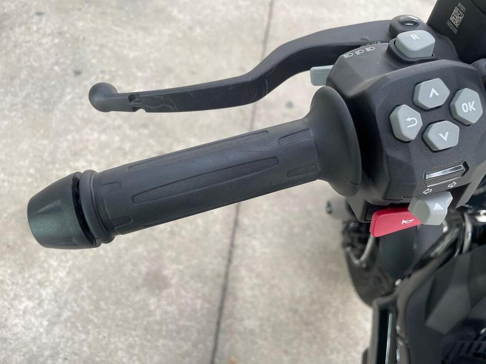 Bmw CE 02 AM (2024 - 26) (9)