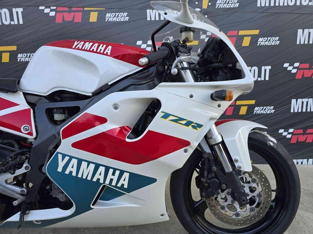 Yamaha TZR 250 RS 3VX (4)