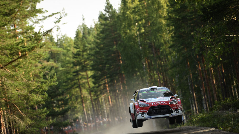 WRC16 Finlandia. Meeke (Citroen) apre le danze al Festival della Velocit&agrave;