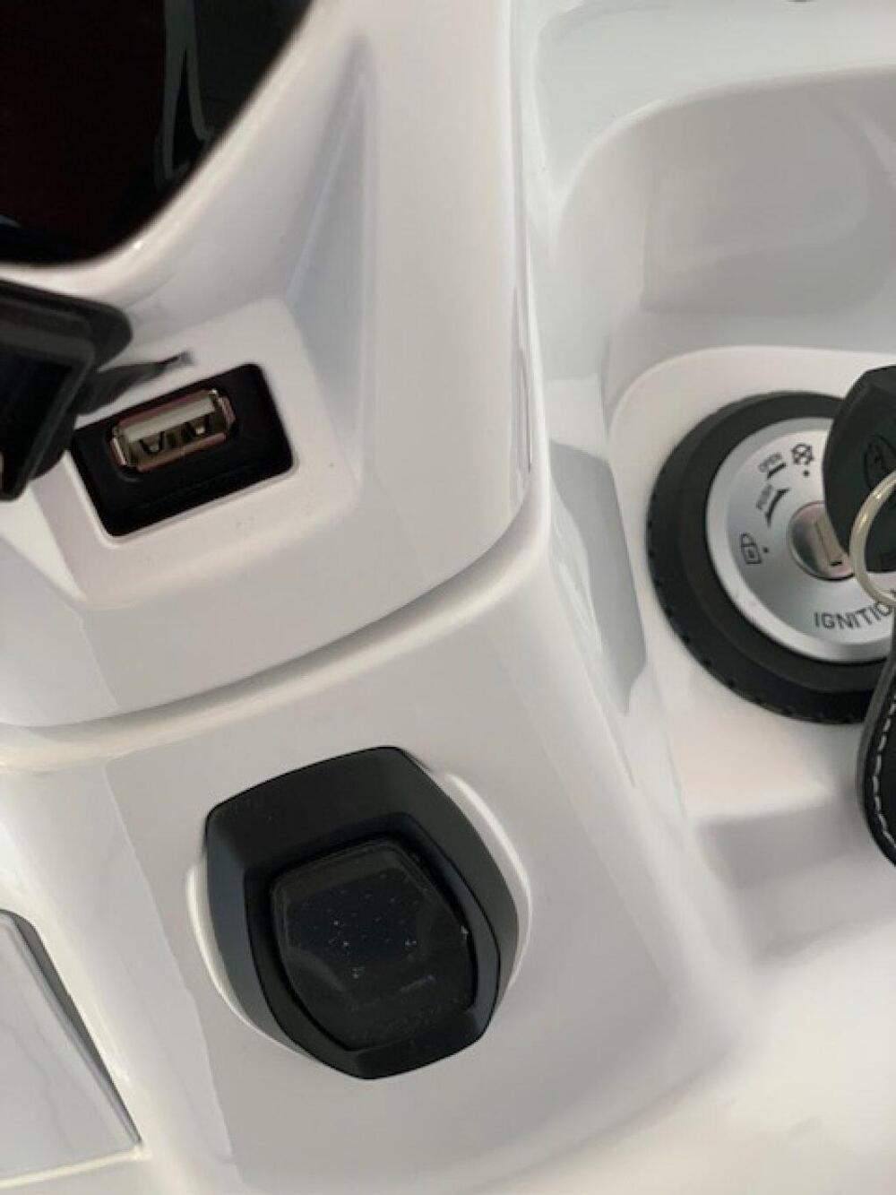 Sym Symphony 125 ST (2025 - 26) (7)