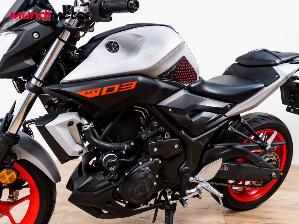 Yamaha MT-03 (2022 - 24) (9)