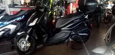 Piaggio Beverly 350 Police ABS-ASR (2018 - 20) usata