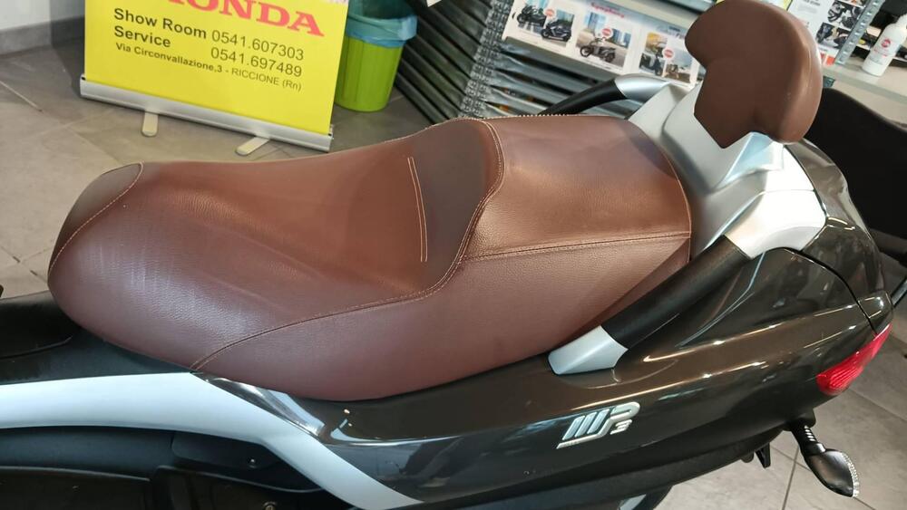 Piaggio Mp3 300 ie Business LT ABS (2014 - 16) (8)