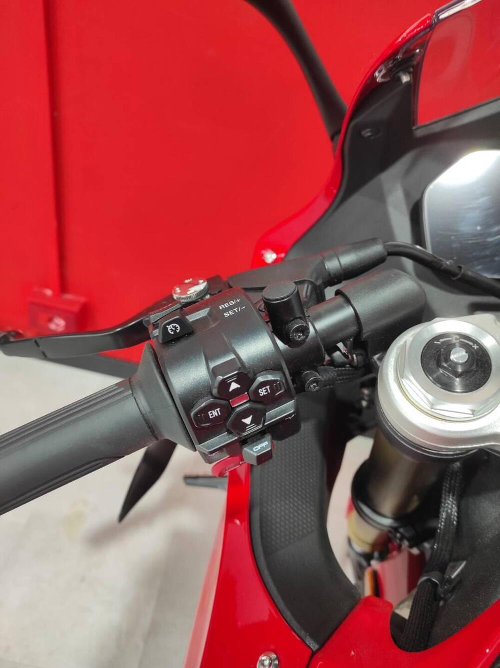 QJ Motor SRK 800 RR (2025 - 26) (11)