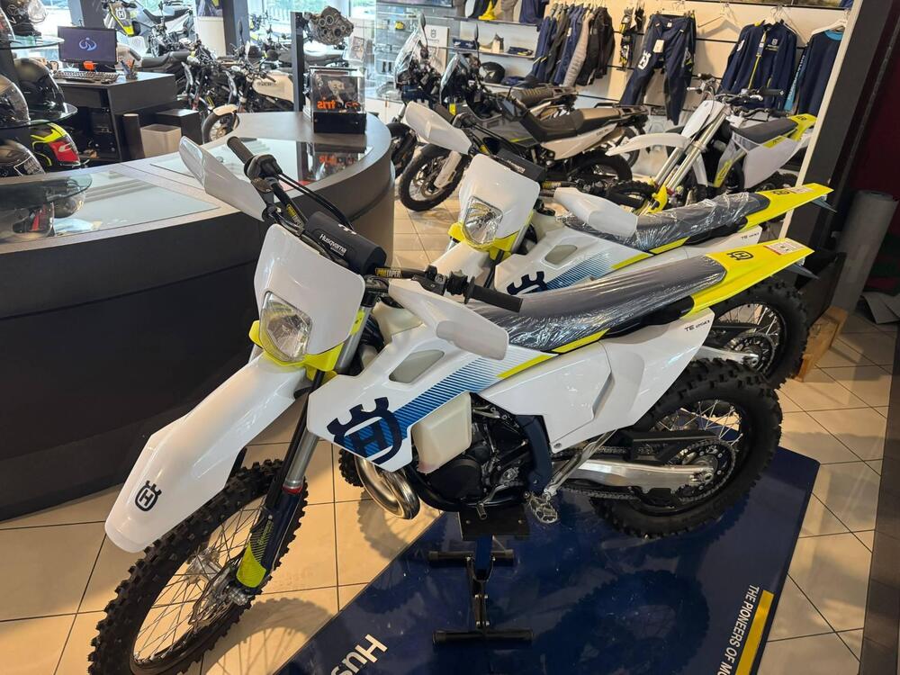 Husqvarna TE 250 (2024) (2)