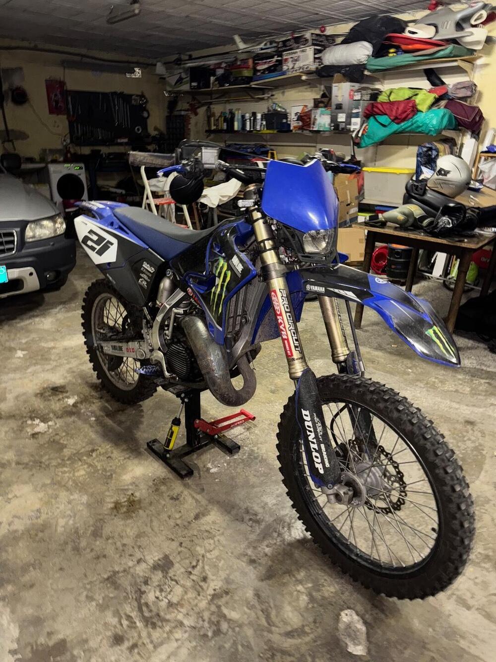 Yamaha YZ 125 (2015) (2)
