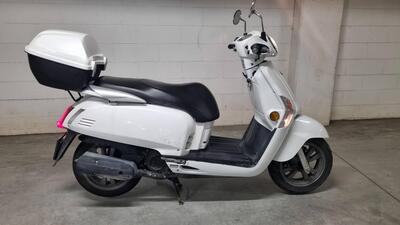 Kymco Like 50 4T (2009 - 18) usata