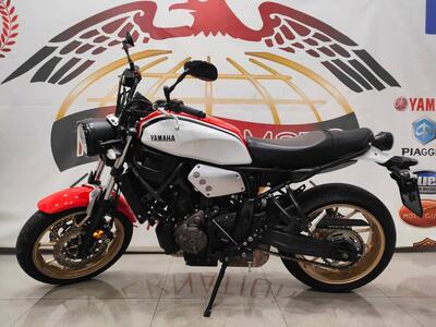 Yamaha XSR 700 (2021) usata