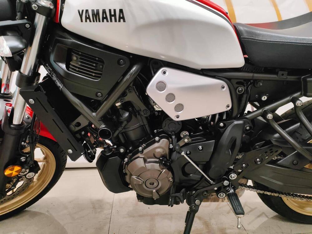 Yamaha XSR 700 (2021) (7)