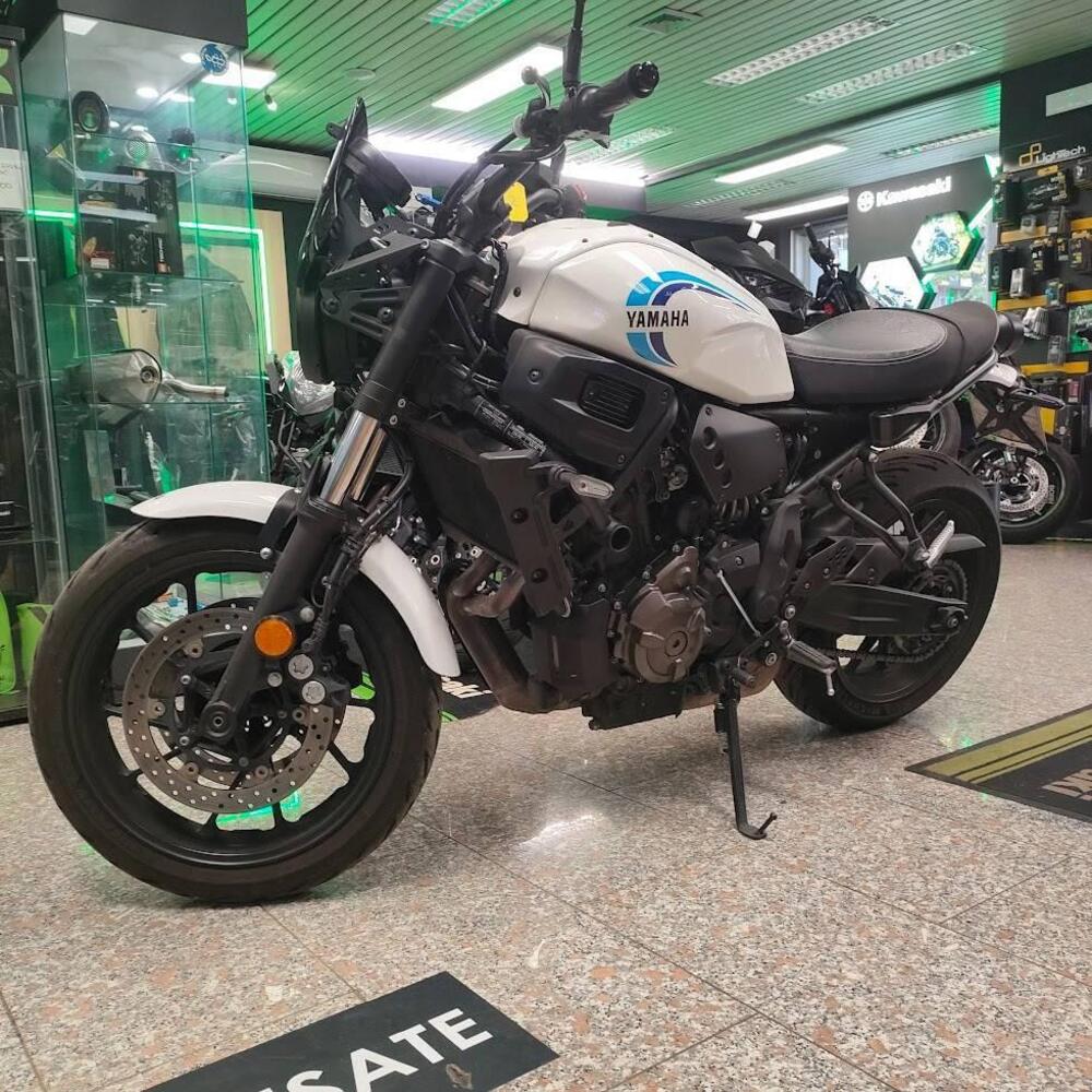 Yamaha XSR 700 (2022 - 26) (2)
