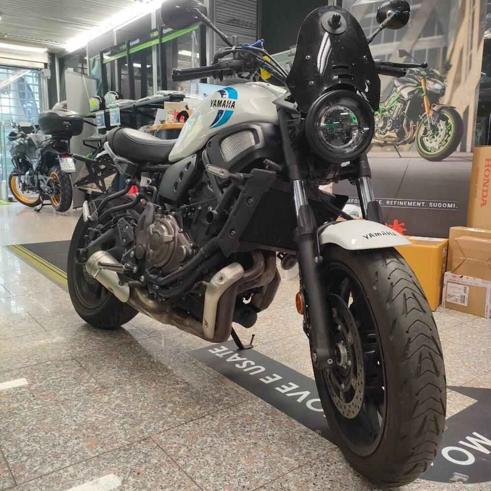 Yamaha XSR 700 (2022 - 26) (3)