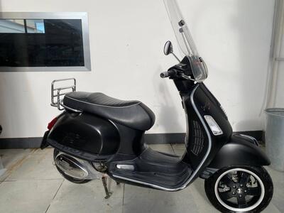 Vespa GTS 300 (2010 - 14) usata