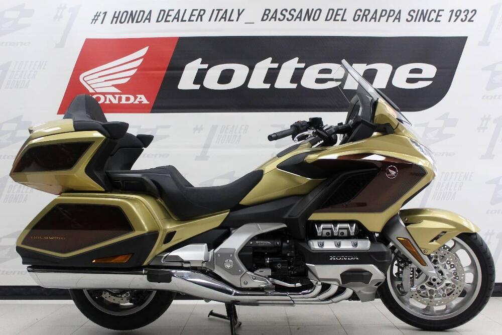Honda GL 1800 Gold Wing Tour 50° Anniversario (2025 - 26)