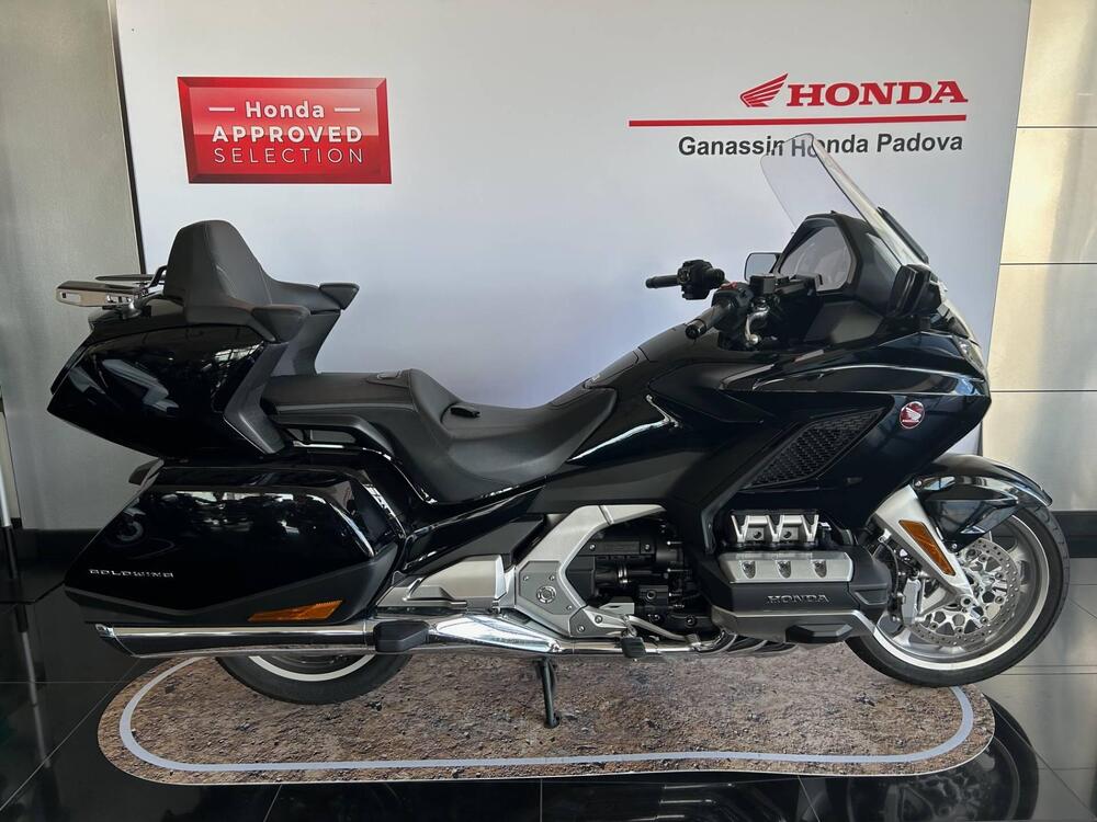 Honda GL 1800 Gold Wing Tour DTC (2018 - 20)
