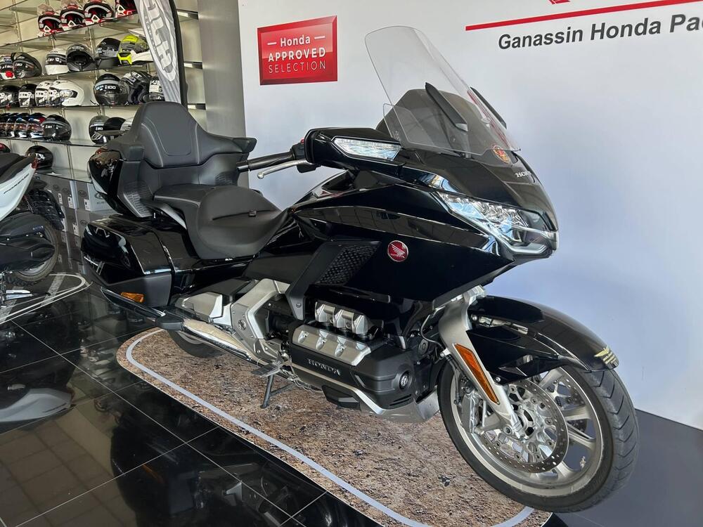Honda GL 1800 Gold Wing Tour DTC (2018 - 20) (3)