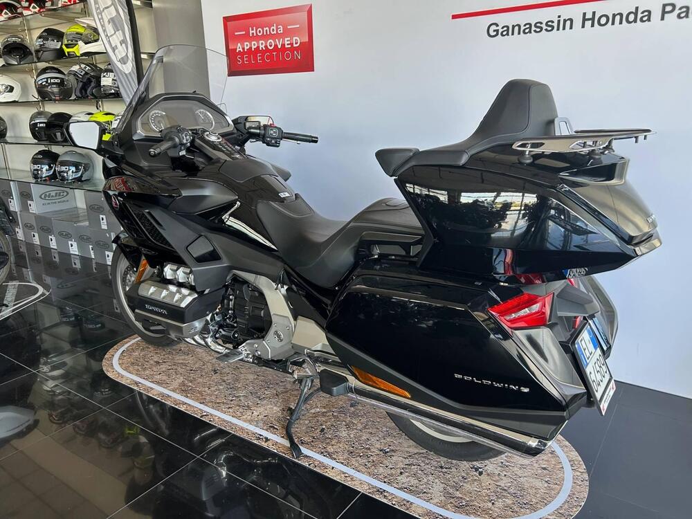 Honda GL 1800 Gold Wing Tour DTC (2018 - 20) (6)