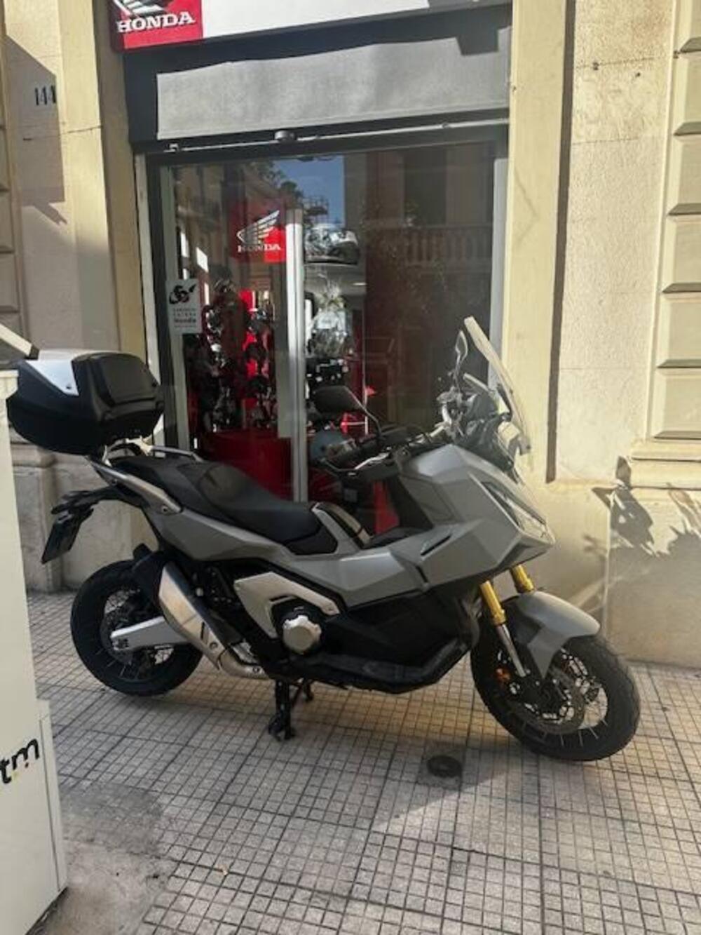 Honda X-ADV 750 Gravel (2025 - 26) (2)