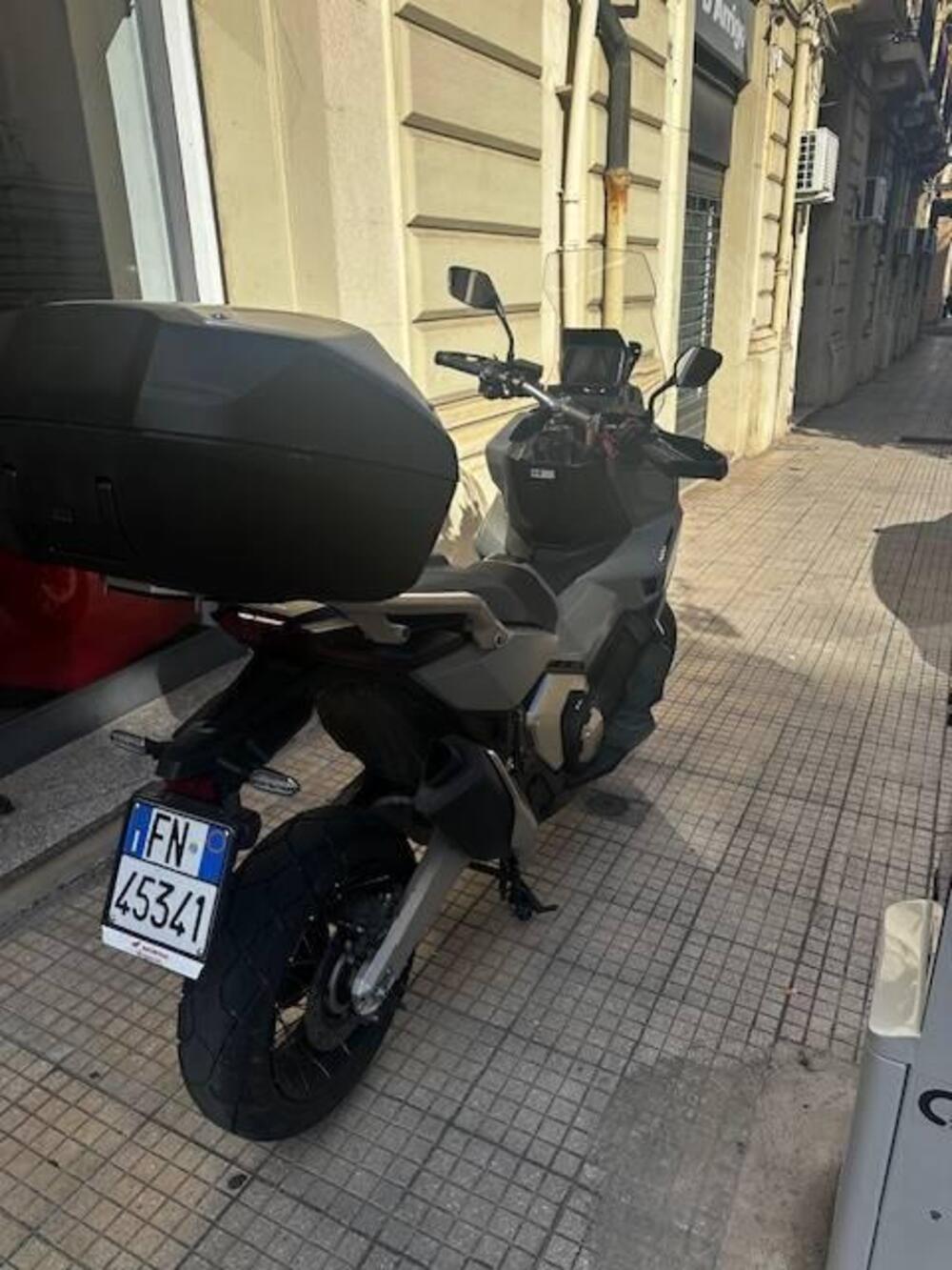 Honda X-ADV 750 Gravel (2025 - 26) (6)