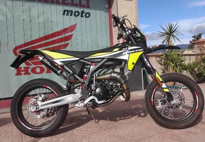 Fantic Motor Motard 50 Performance 2t (2020) usata