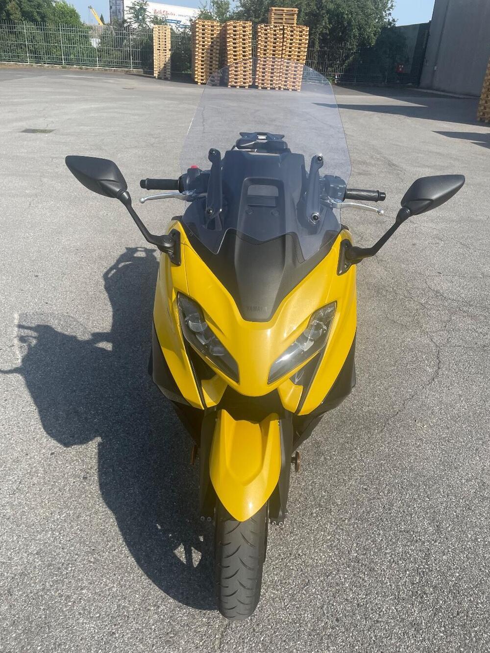 Yamaha T-Max 560 (2022 - 24) (3)