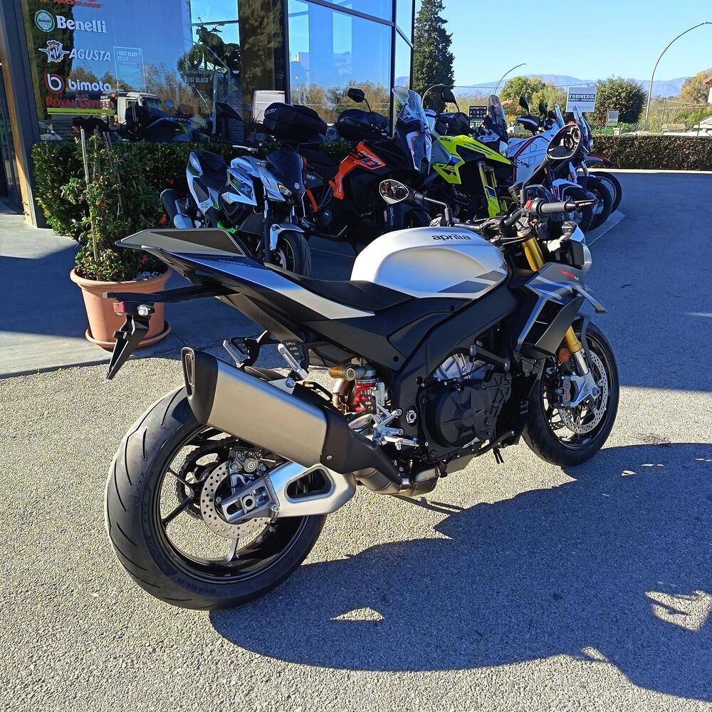 Aprilia Tuono V4 (2025 - 26) (3)