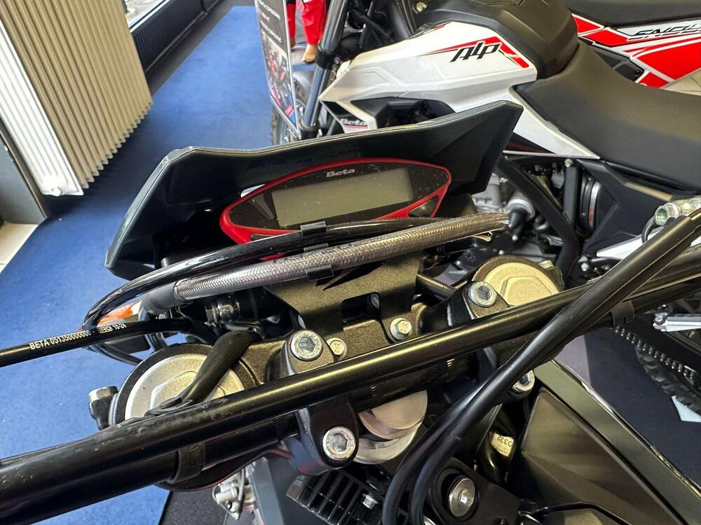 Betamotor RR 125 4T Enduro T - X Special Edition (2025 - 26) (13)