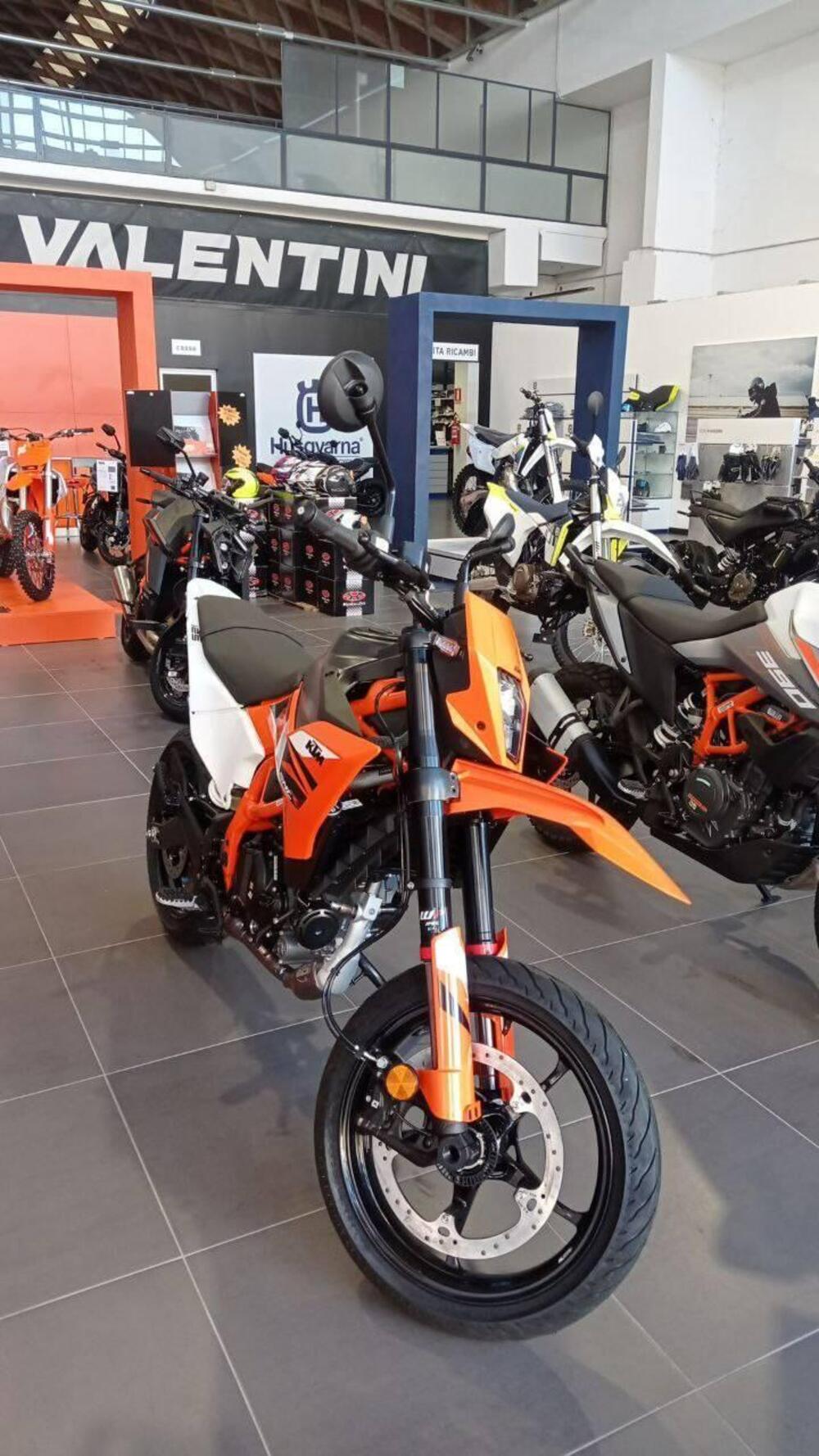 KTM 125 SMC R (2025 - 26) (3)