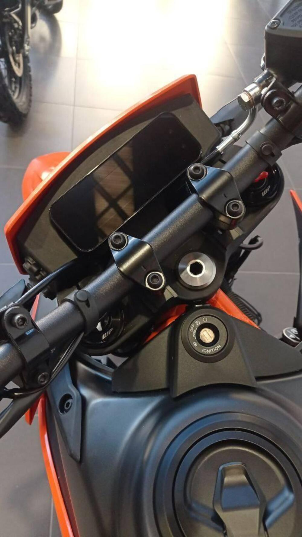 KTM 125 SMC R (2025 - 26) (6)