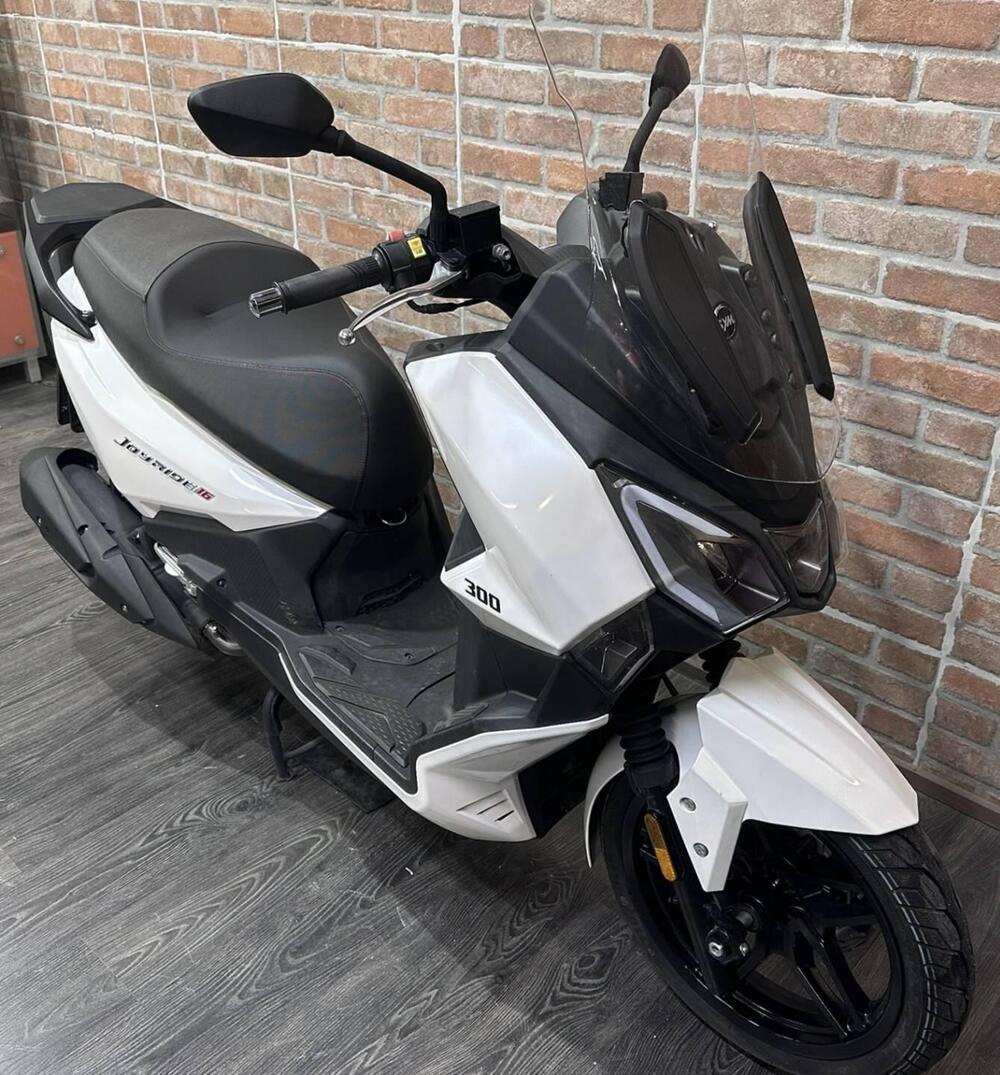 Sym Joyride 300 (2022 - 24) (16)