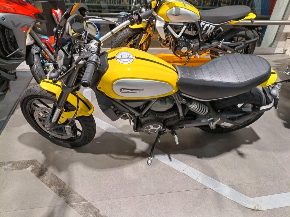 Ducati Scrambler 800 Icon (2015 - 16) (2)