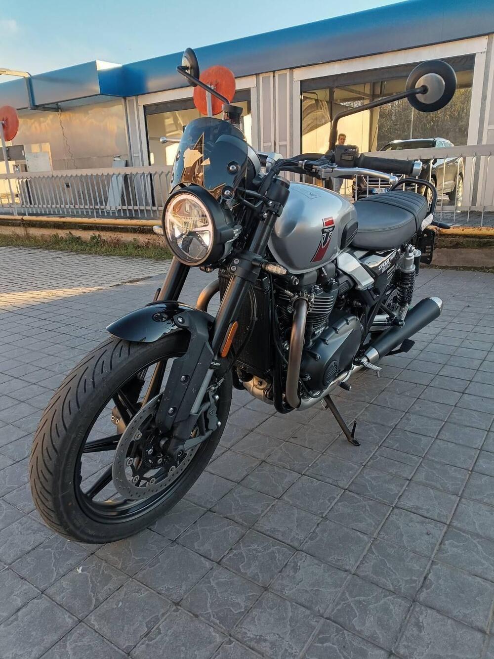 Triumph Speed Twin 900 (2025)