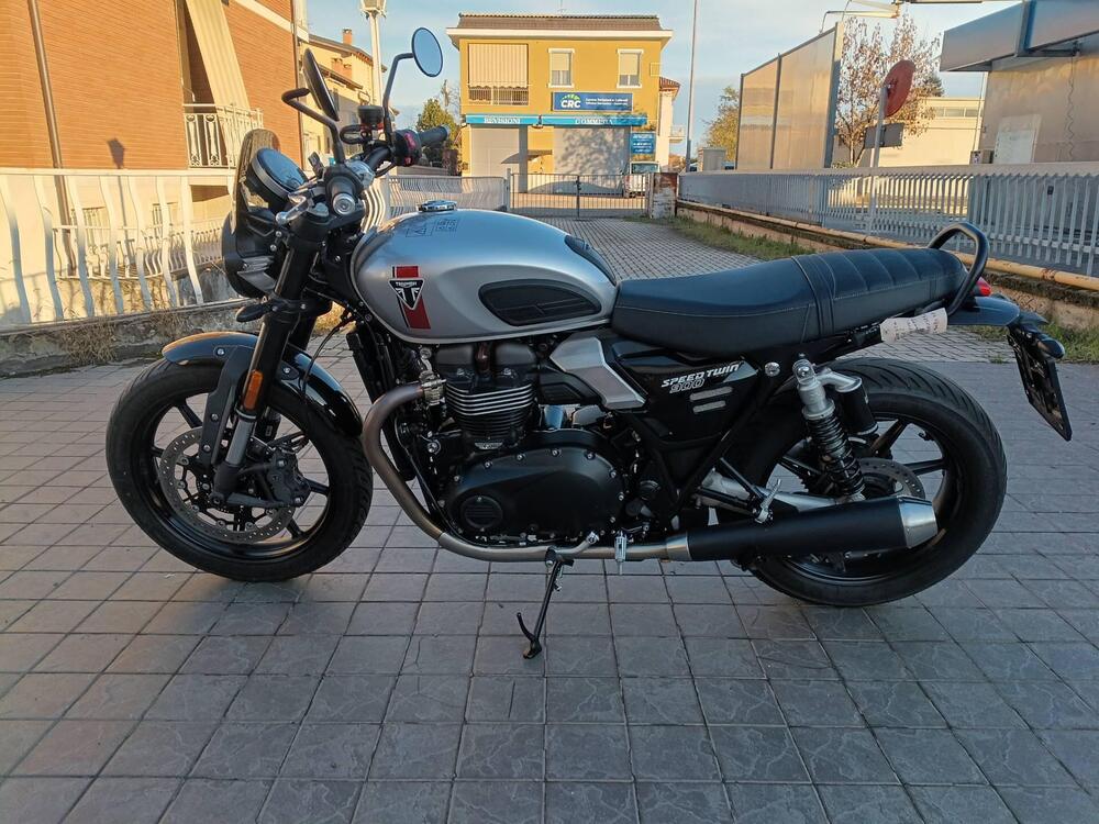 Triumph Speed Twin 900 (2025) (2)