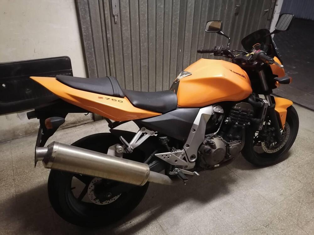 Kawasaki Z 750 (2003 - 06) (5)