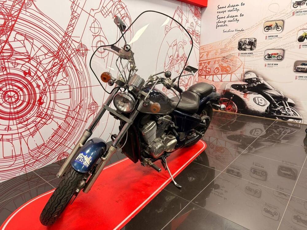 Honda VT 600 C Shadow (1989 - 02) (4)