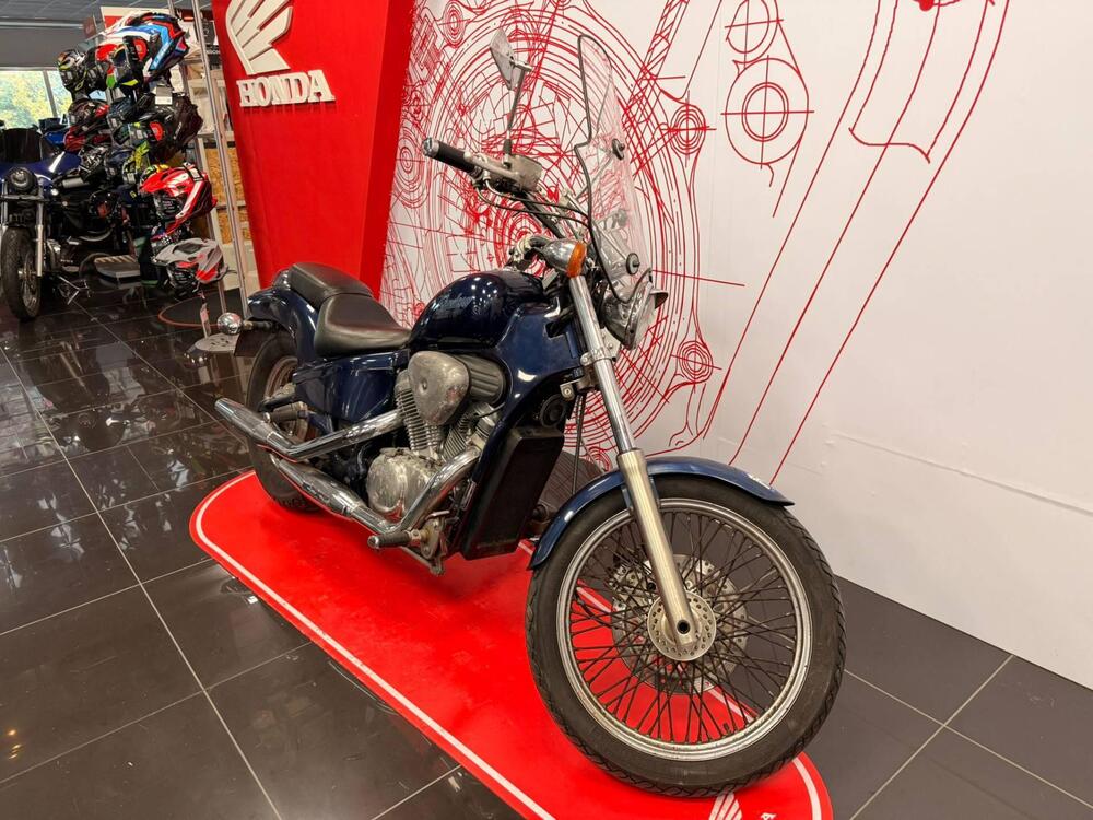 Honda VT 600 C Shadow (1989 - 02) (2)