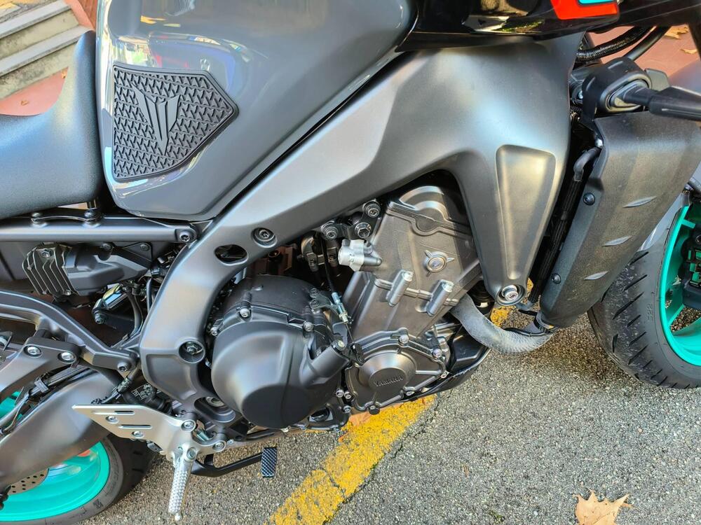 Yamaha MT-09 (2021 - 23) (9)